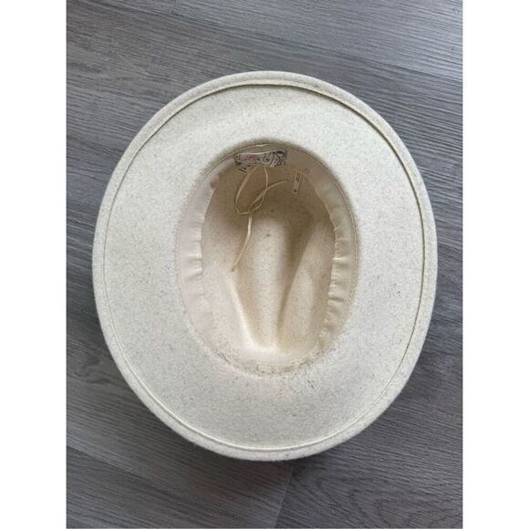 Free People - Wythe Leather Band Felt Fedora Hat in French Vanilla - Picture 6 of 8